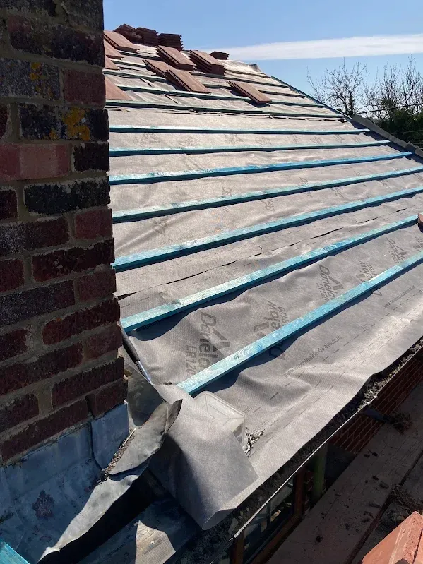 New Roof Installations: Breathable roof membrane and timber battens fitted during a new roof installation